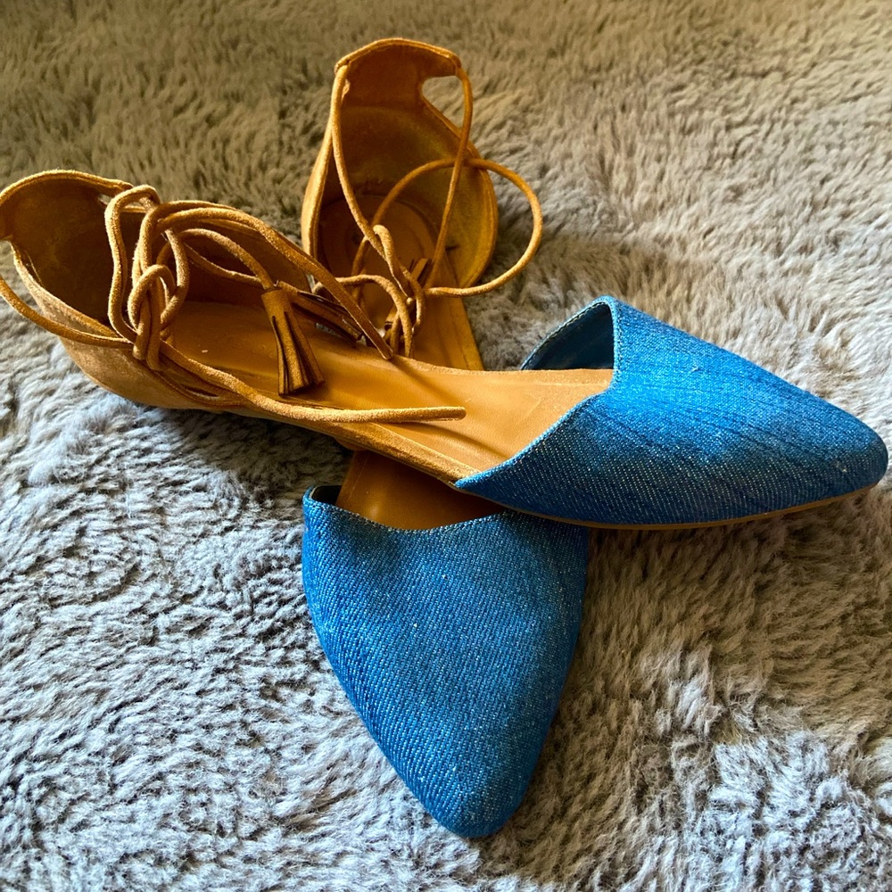 I’m selling my Bamboo sandals.